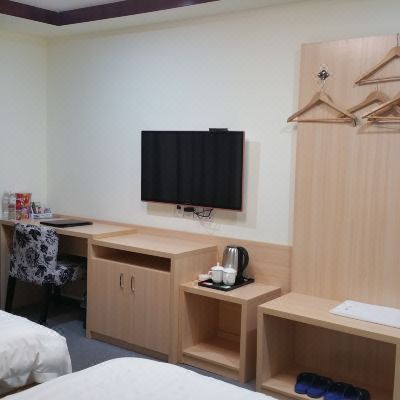 标准双床房(无窗)