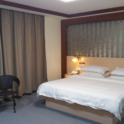 高级豪华大床房