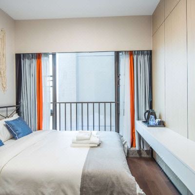 简约舒适大床房