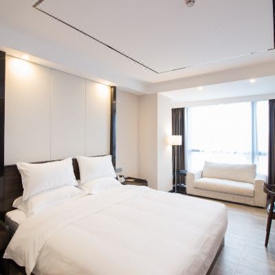 云景舒适大床房