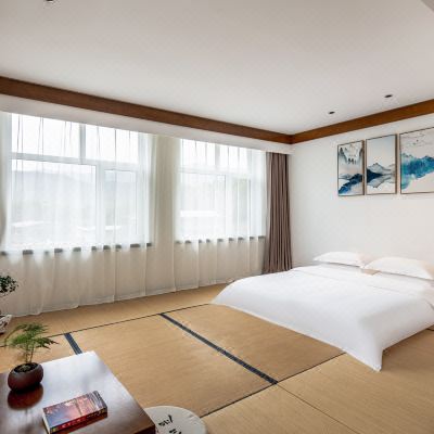 山景榻榻米套房（地暖）