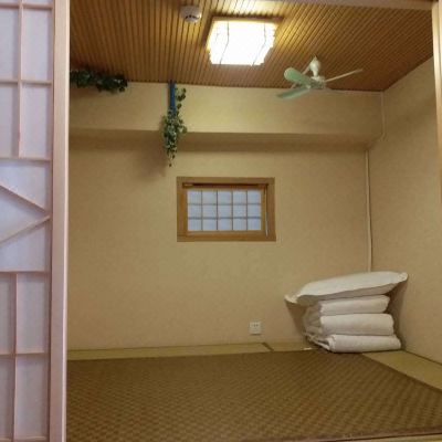 榻榻米房(公共卫浴)
