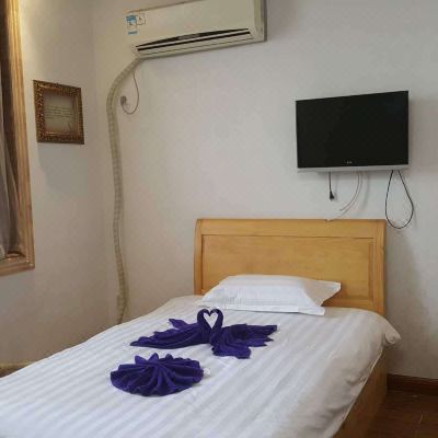 大床房(公共卫浴)