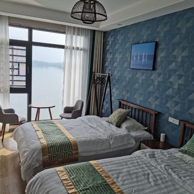 岛上湖景日出标准间