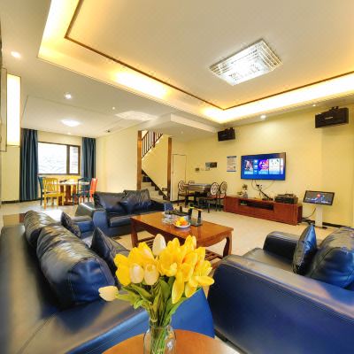 舒适简约·4房花园别墅（随机+KTV+碳烤炉+麻将+厨房）