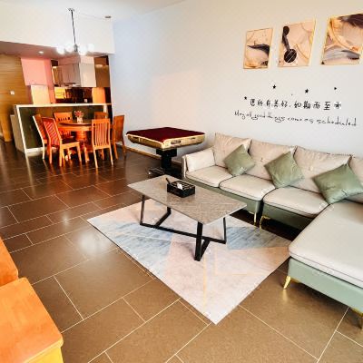 轻奢一线海景两房一厅套房(转角大阳台）