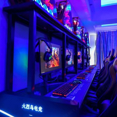 电竞豪华五人间