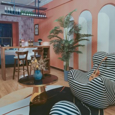 情调小酒馆大床房