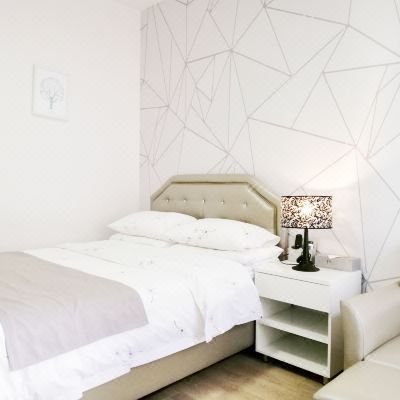 简约商务大床房