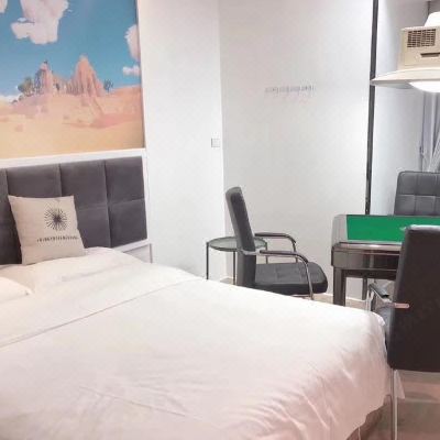 商务棋牌大床房