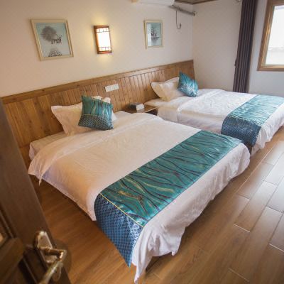 依山标准双床房