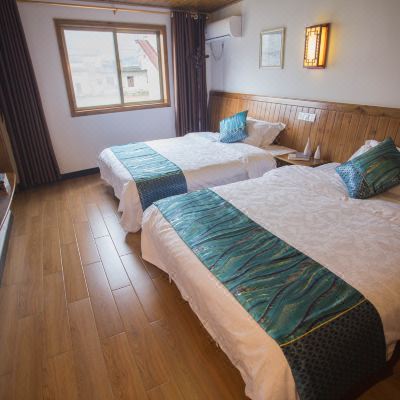 逐月标准双床房