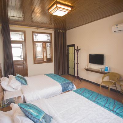 掠影标准双床房