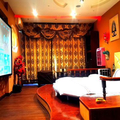 香奈儿影院电动床主题（120寸幕布）