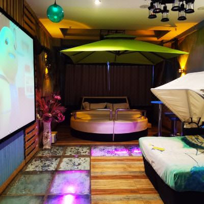 亲子三人间(游艇巨幕影院主题）