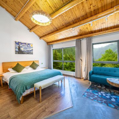 静云·雅致亲子房