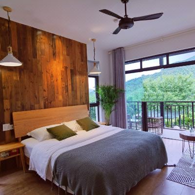 云栖·原木阳台房