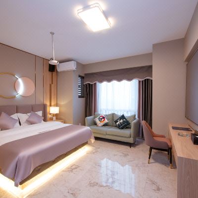 轻奢阔景影院房