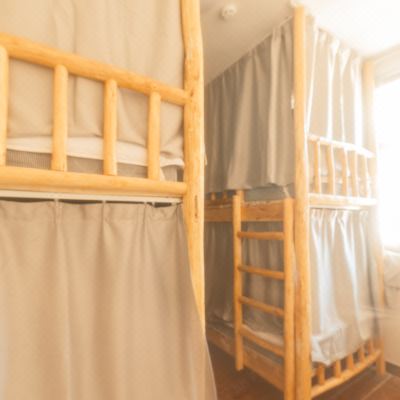 白日梦蓝四人间