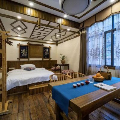山之醉休闲豪华套房