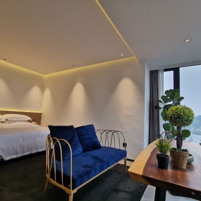 云逸高级大床房