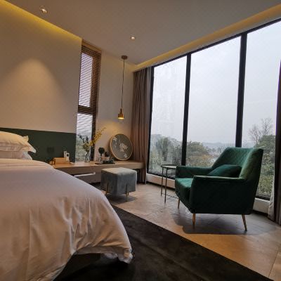 云隐标准大床房