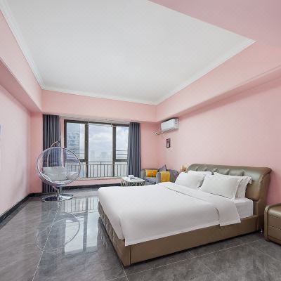 仙女粉情侣大床房