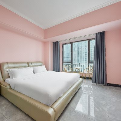 简约商务大床房