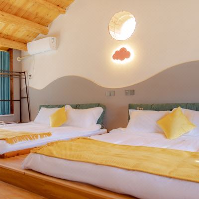 金顶修禅榻榻米房