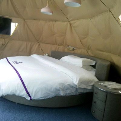 星空圆床房