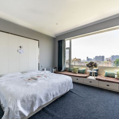 卿我居智能大床房