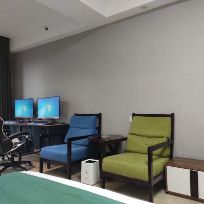 激情电竞大床房[i59400＋GTX1660＋30.5-35英寸显示器]