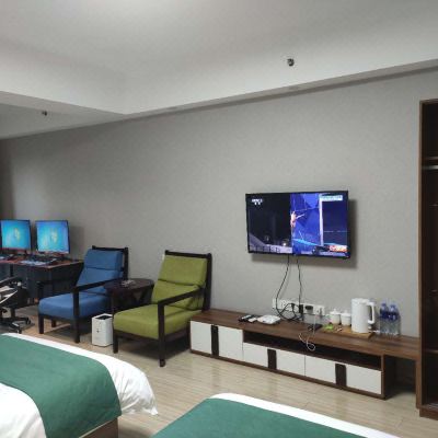 电竞标准双床房[i59400＋GTX1660＋30.5-35英寸显示器]