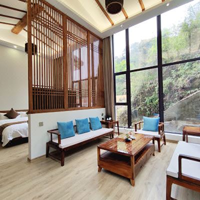 伴山-天字号豪华套间