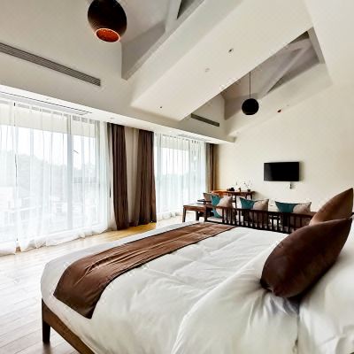 伴山-人字号套房（高级套房）