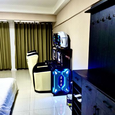 情侣电竞大床房