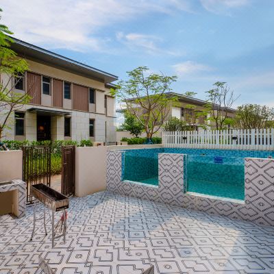 临海•布达城堡·6房9床轰趴别墅+KTV+庭院烧烤+私家泳池+自动麻将