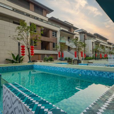 临海•爱夏几何·6房9床轰趴别墅+KTV+庭院烧烤+私家泳池+自动麻将