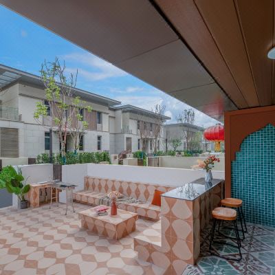 聆海·4房6床轰趴别墅+KTV+庭院烧烤+私家泳池+自动麻将