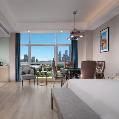 豪华棋牌室大床房