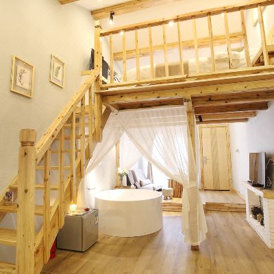 子悦独院花园复式房