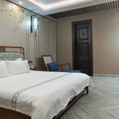 高级大床房