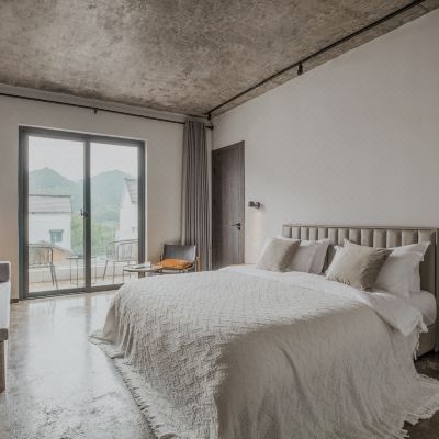 山岚·阳台简奢大床房