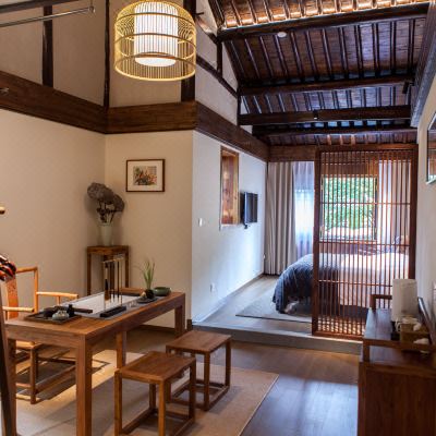 囿墨河景大床套房