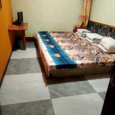 标准三人大炕房