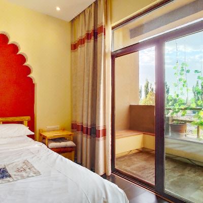 花月弄影大床房