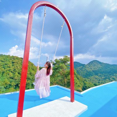 依蕾拖·水景露台私汤套房+网红秋千