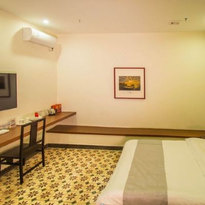 宅客单人房(无窗)