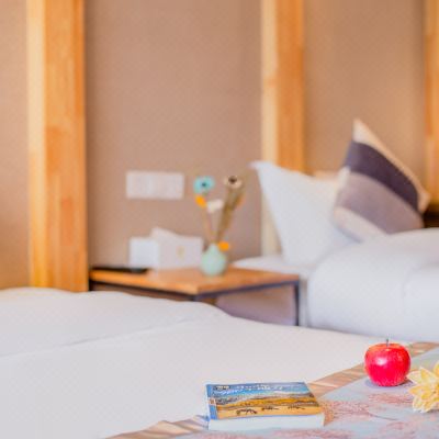 云舒枕水花园湖景双床房