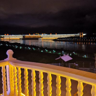 观景阳台标准间（观大坝全景）